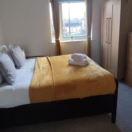Business & Leisure City Centre 2 Bed En-Suite Apartment With Free Parking And Netflix Coventry Dış mekan fotoğraf
