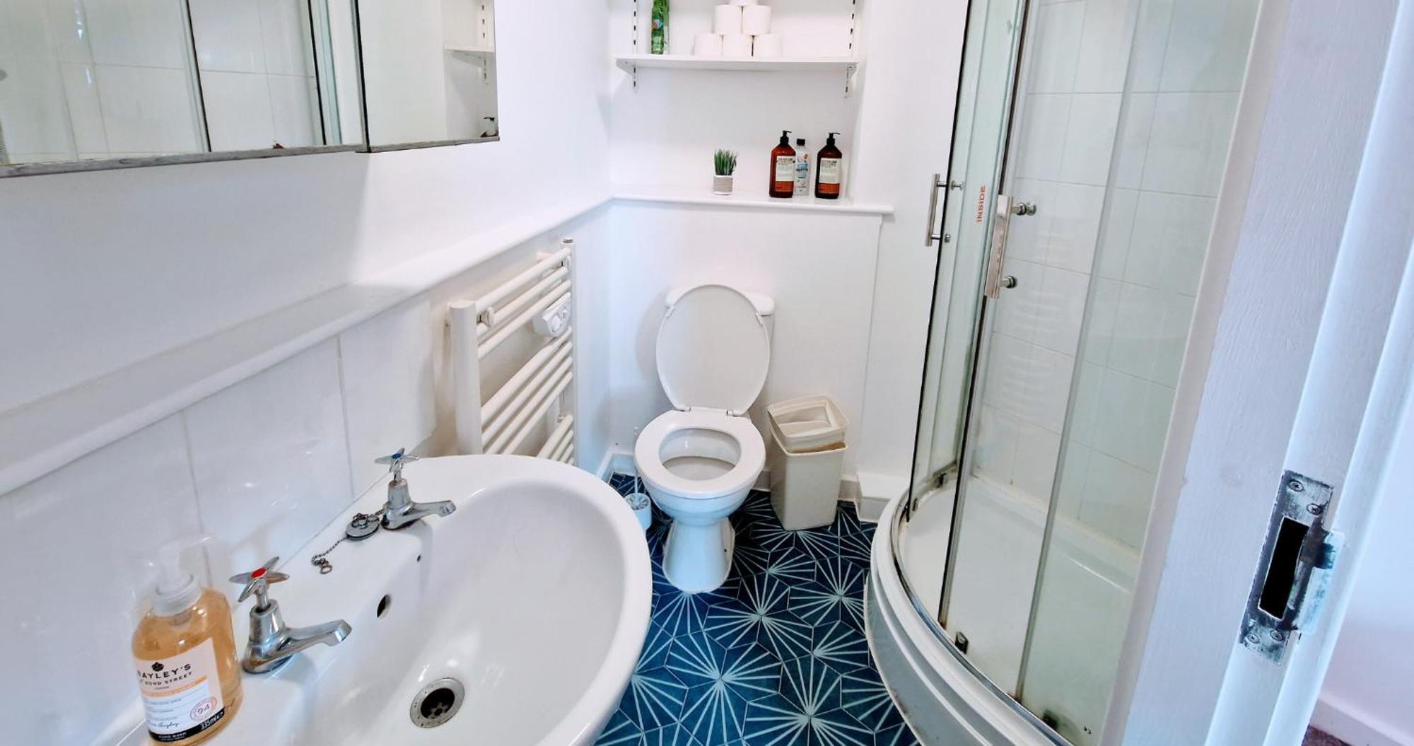 Business & Leisure City Centre 2 Bed En-Suite Apartment With Free Parking And Netflix Coventry Dış mekan fotoğraf