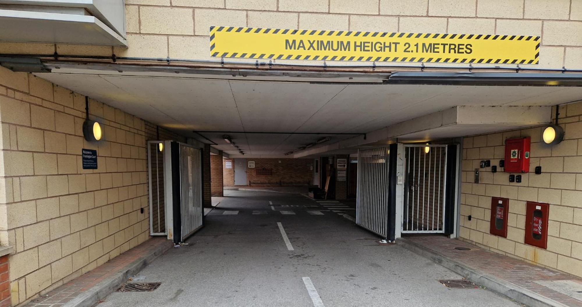 Business & Leisure City Centre 2 Bed En-Suite Apartment With Free Parking And Netflix Coventry Dış mekan fotoğraf