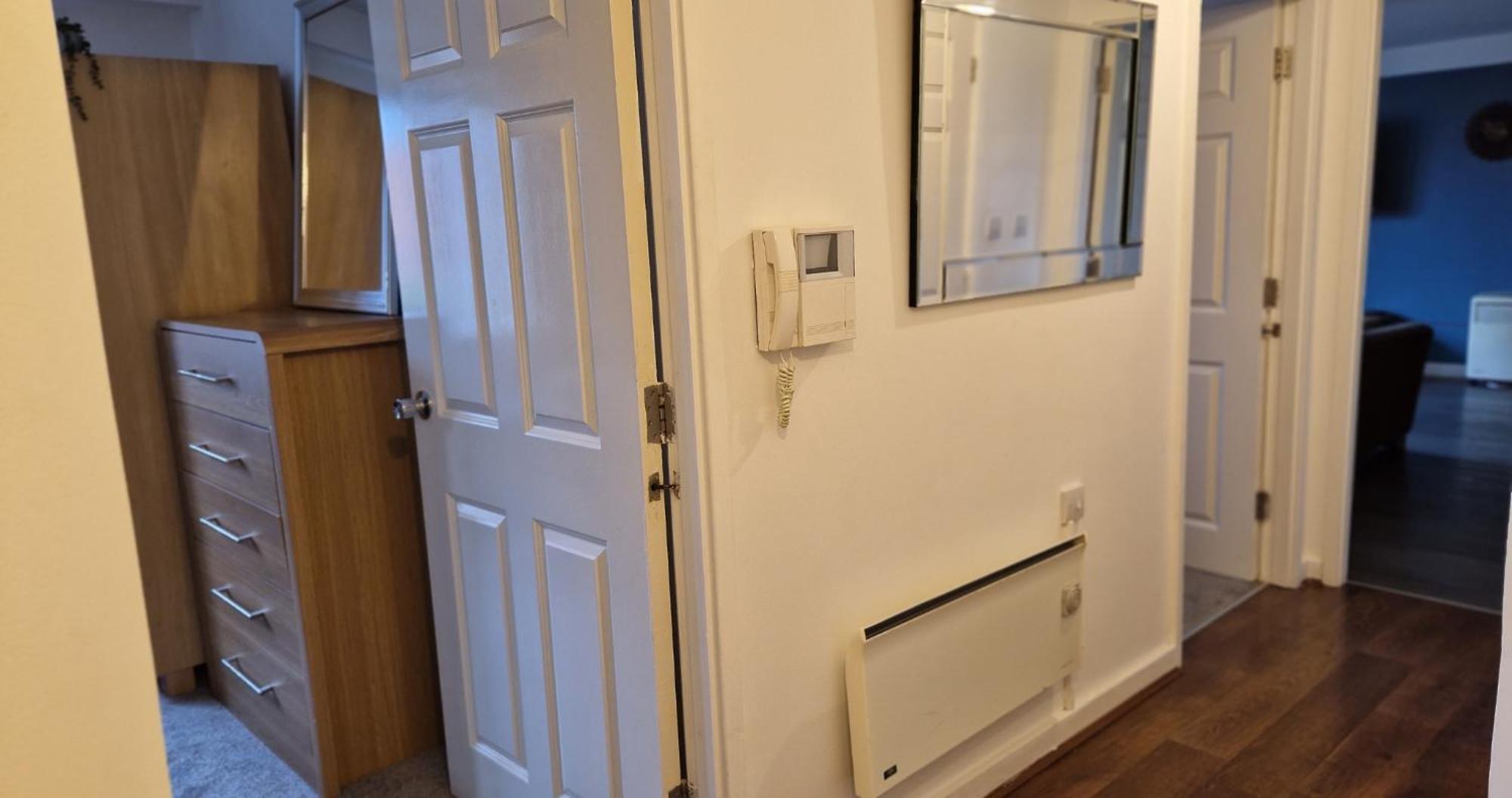 Business & Leisure City Centre 2 Bed En-Suite Apartment With Free Parking And Netflix Coventry Dış mekan fotoğraf